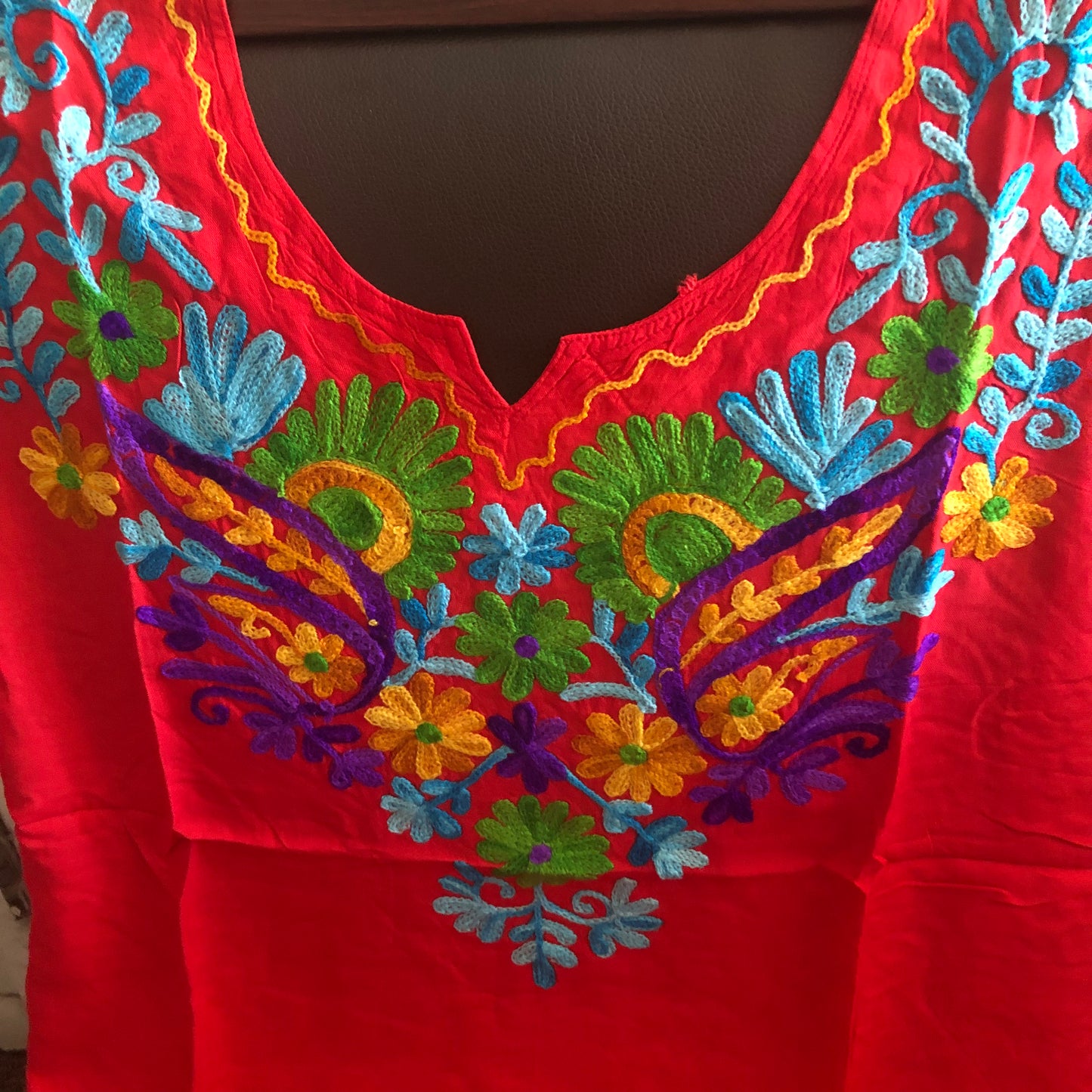 Mexican embroidered shirt Blusa bordada mexicana