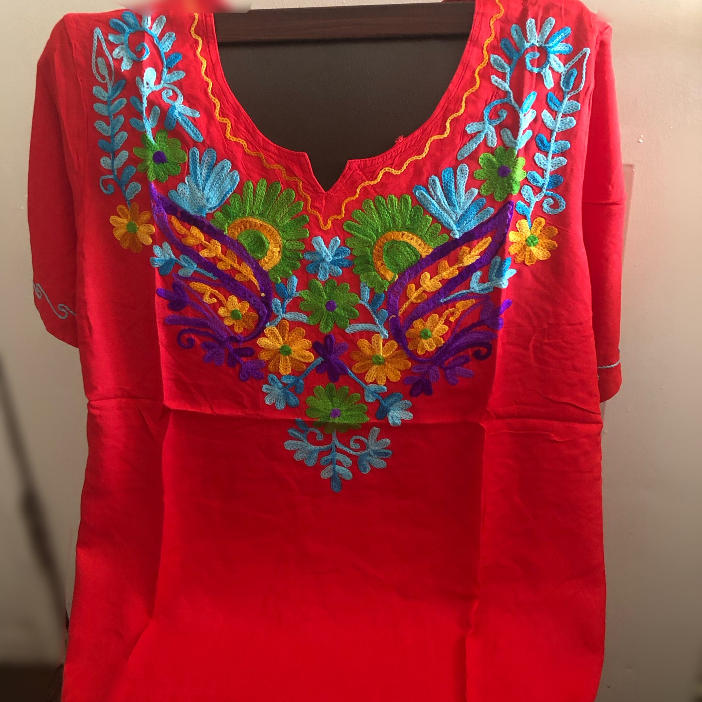 Mexican embroidered shirt Blusa bordada mexicana